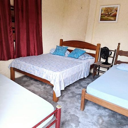 Hostel Canto Da Praia Sao Sebastiao - Proximo Ao Enrocamento Caraguatatuba 外观 照片